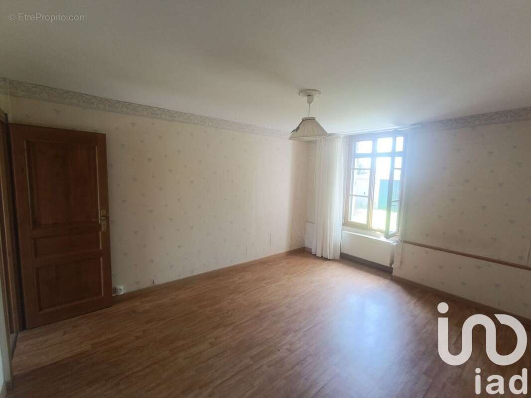 Photo 4 - Maison à VOUILLON