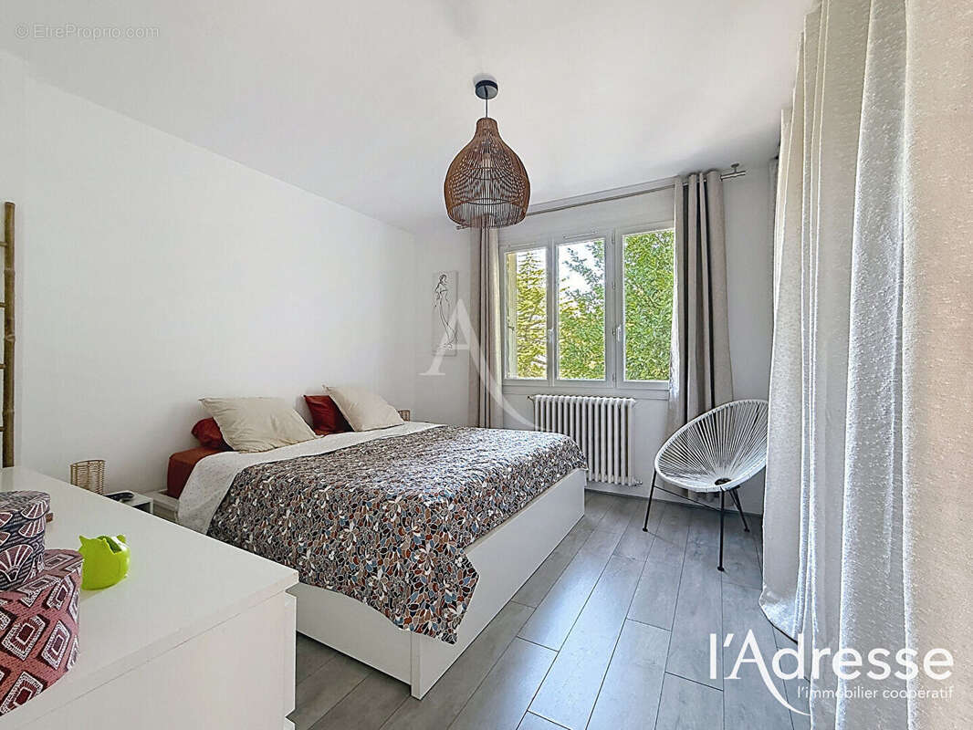 Appartement Saint Avertin 5 pièce(s) 107 m2 - photo 3