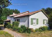 Maison à SAINT-QUENTIN-EN-MAUGES
