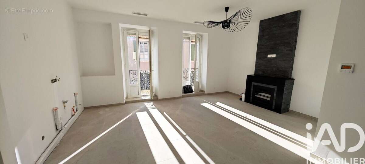 Photo 2 - Appartement à NIMES
