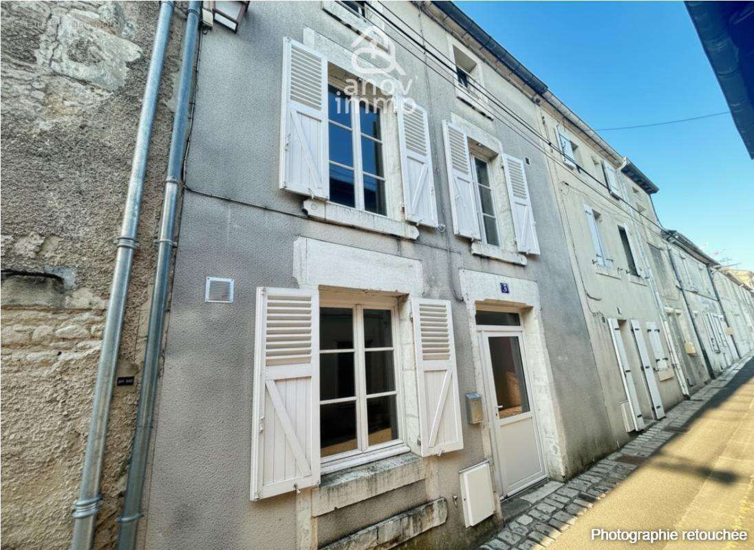 Maison à JARNAC