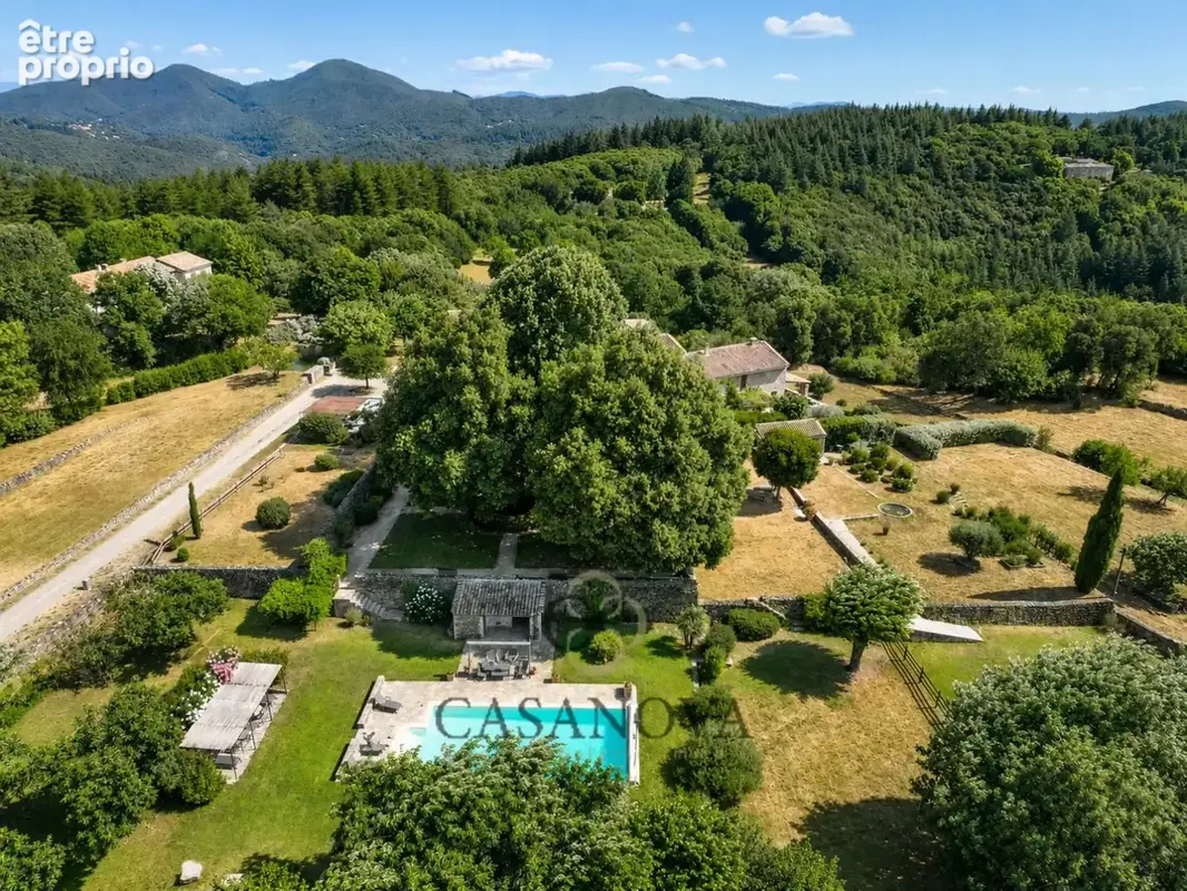 Propriété de caractère du XVIIe siècle avec piscine - photo 20