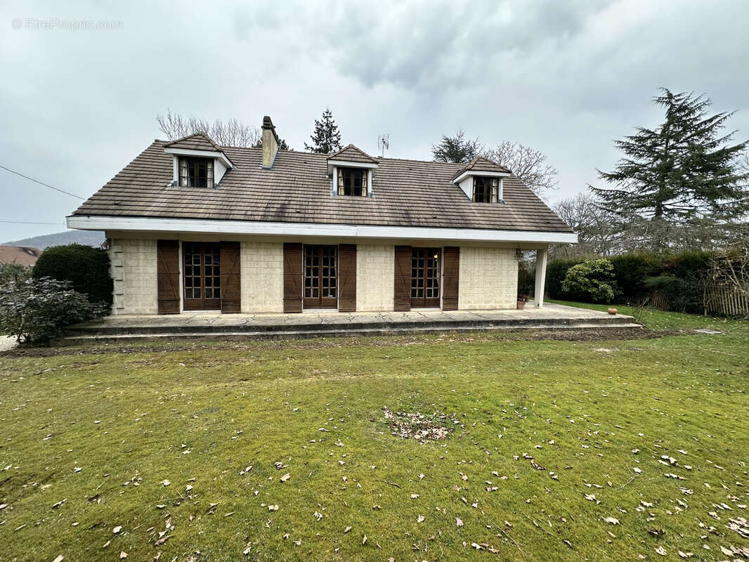Maison à SAINT-REMY-LES-CHEVREUSE