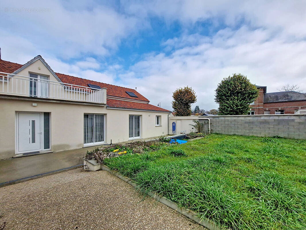 Maison à LES THILLIERS-EN-VEXIN