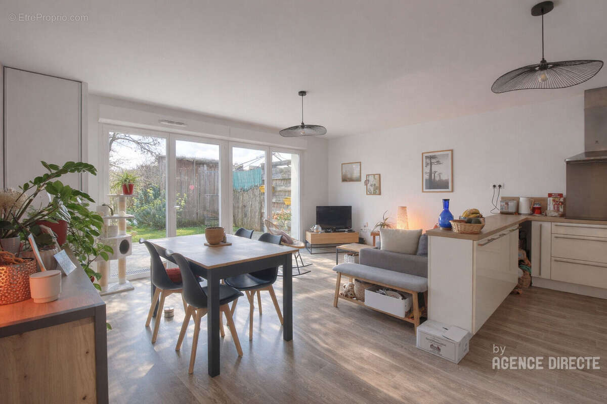 Appartement à SAINT-JACQUES-DE-LA-LANDE