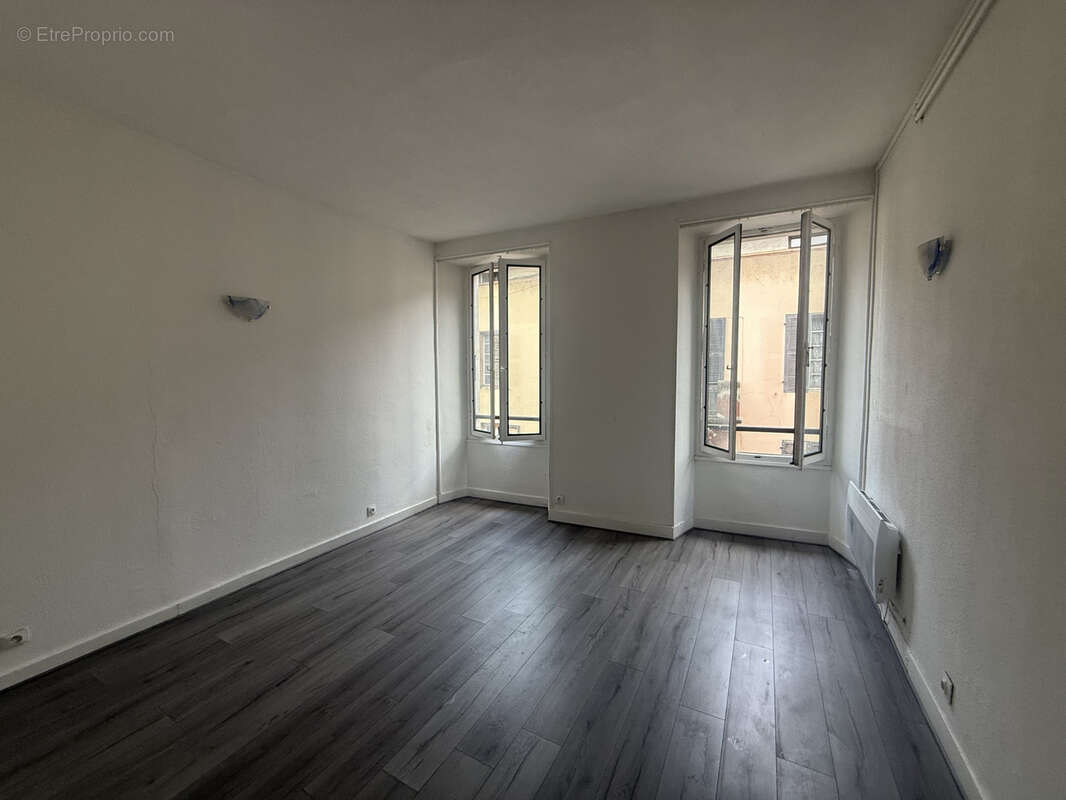 Appartement 4 pièces avec balcon - Divisible en 2 lots - photo 4