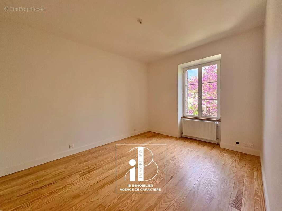 Maison à BOURRON-MARLOTTE