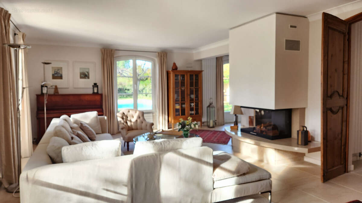 Maison à AIX-EN-PROVENCE