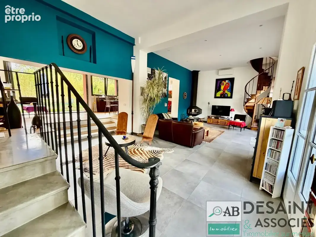 A vendre à Lagny sur Marne propriété de caractère quartier Saint Laurent. - photo 6