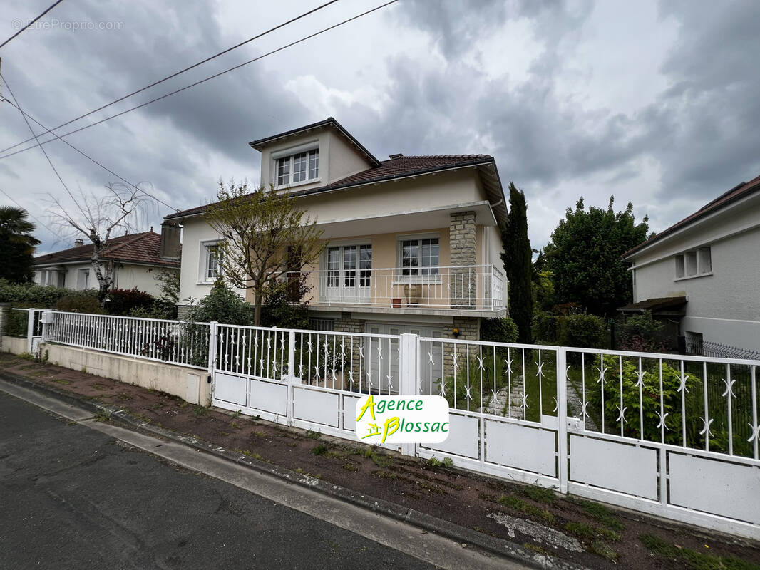 Maison à CHATELLERAULT