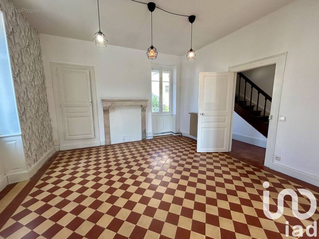 Photo 1 - Maison à SAINT-MARCEL