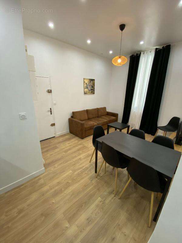 Appartement à NIMES