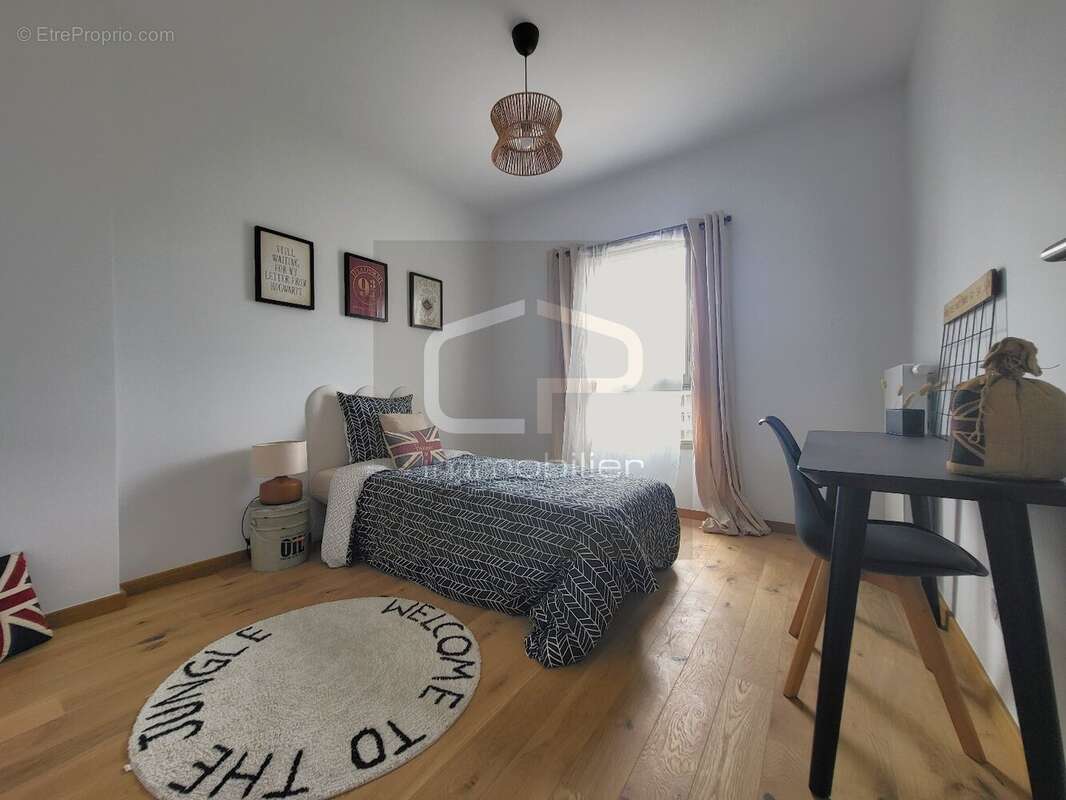 Appartement T4 contemporain  90,57 m²  Annecy-le-Vieux proche lac - photo 10