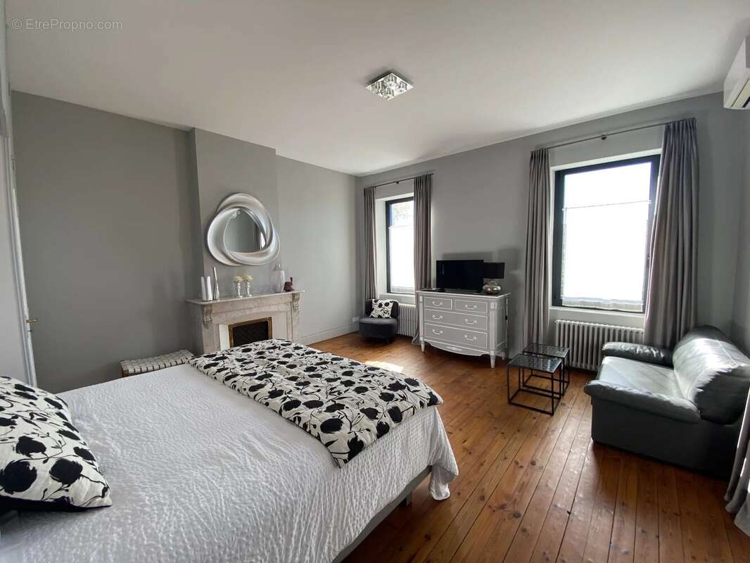 Maison à LEZIGNAN-CORBIERES