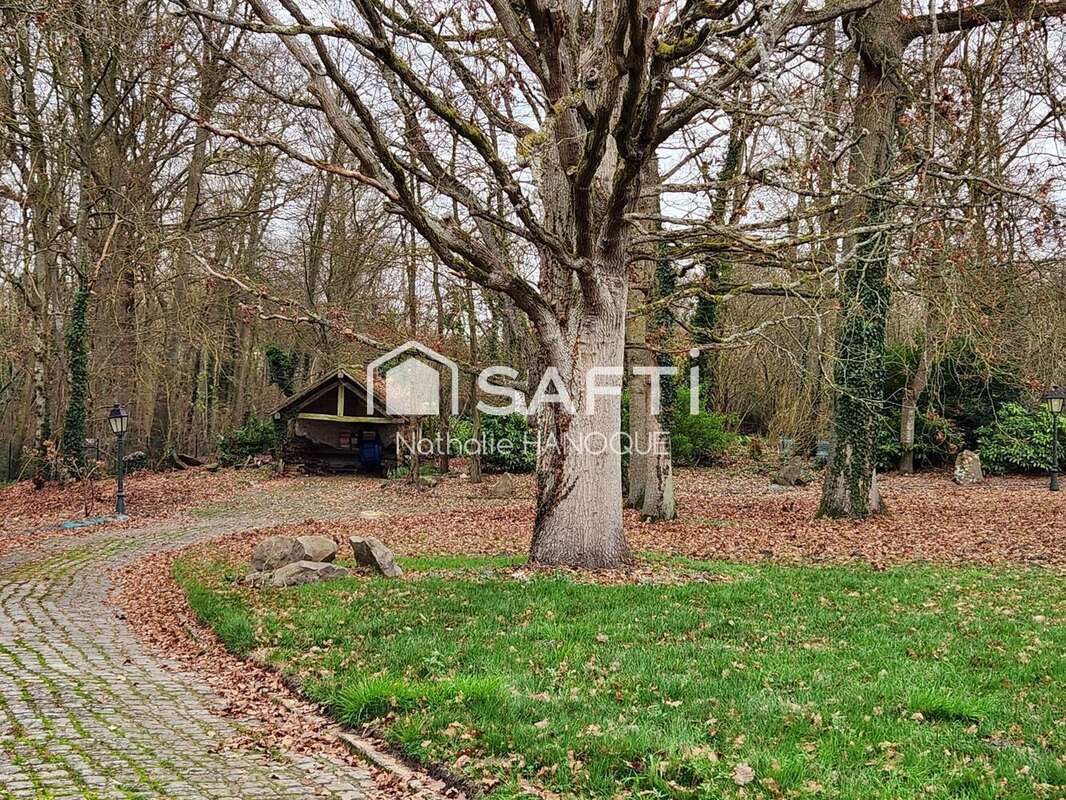 Photo 3 - Maison à HOUDAN