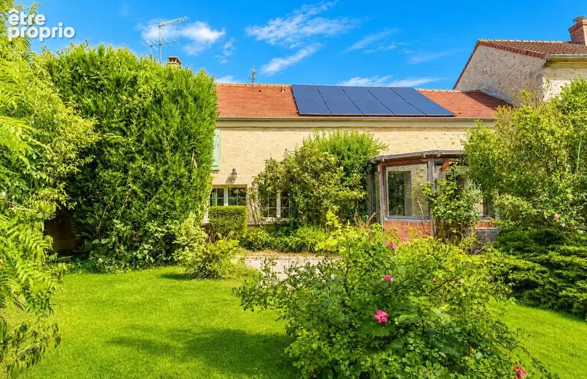 Maison à OINVILLE-SUR-MONTCIENT