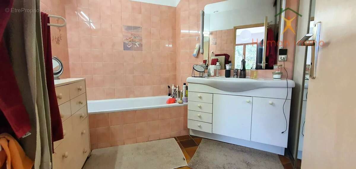 Maison à VERRIERES-LE-BUISSON