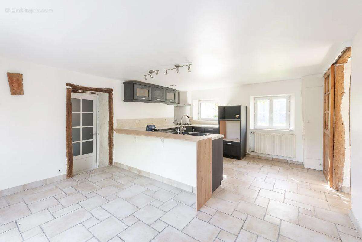 Maison à FUBLAINES
