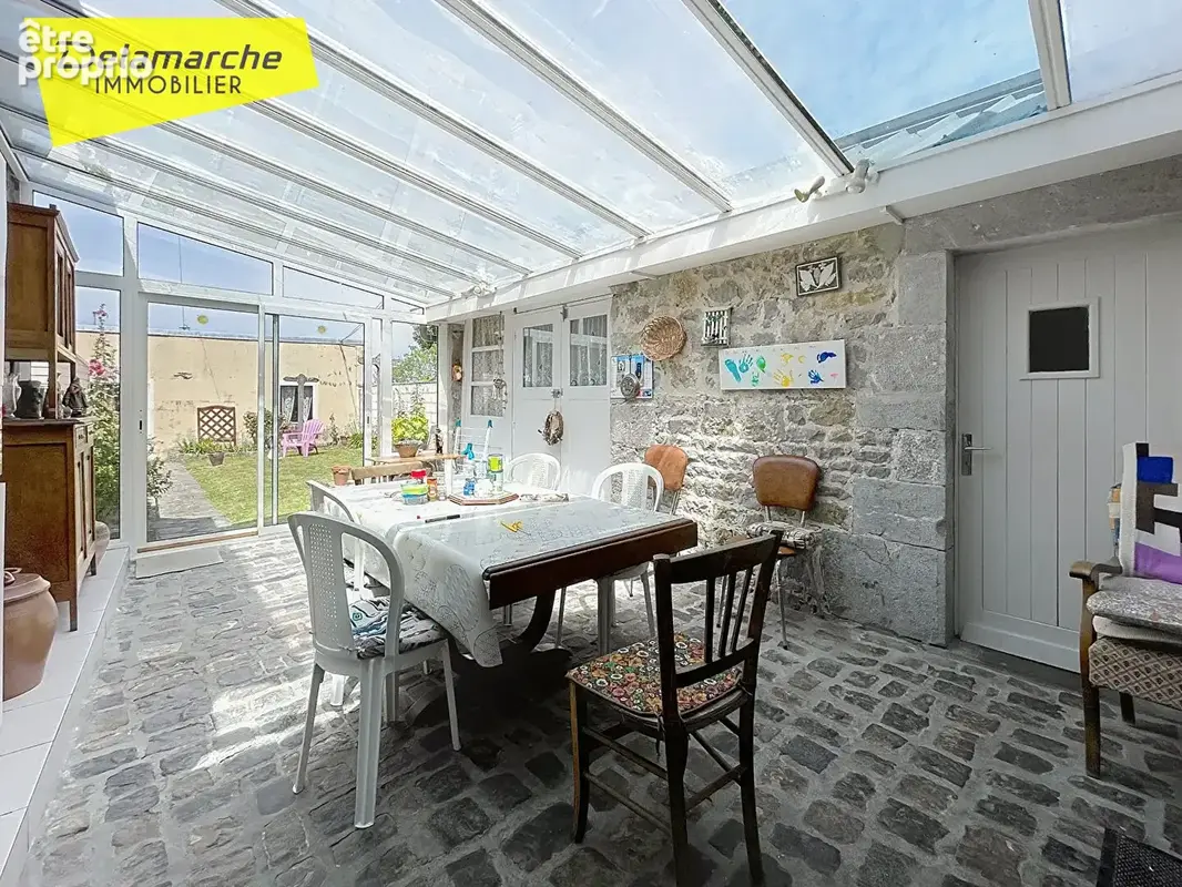 Maison de bourg en pierre avec deux chambres située à Montmartin Sur Mer - photo 2