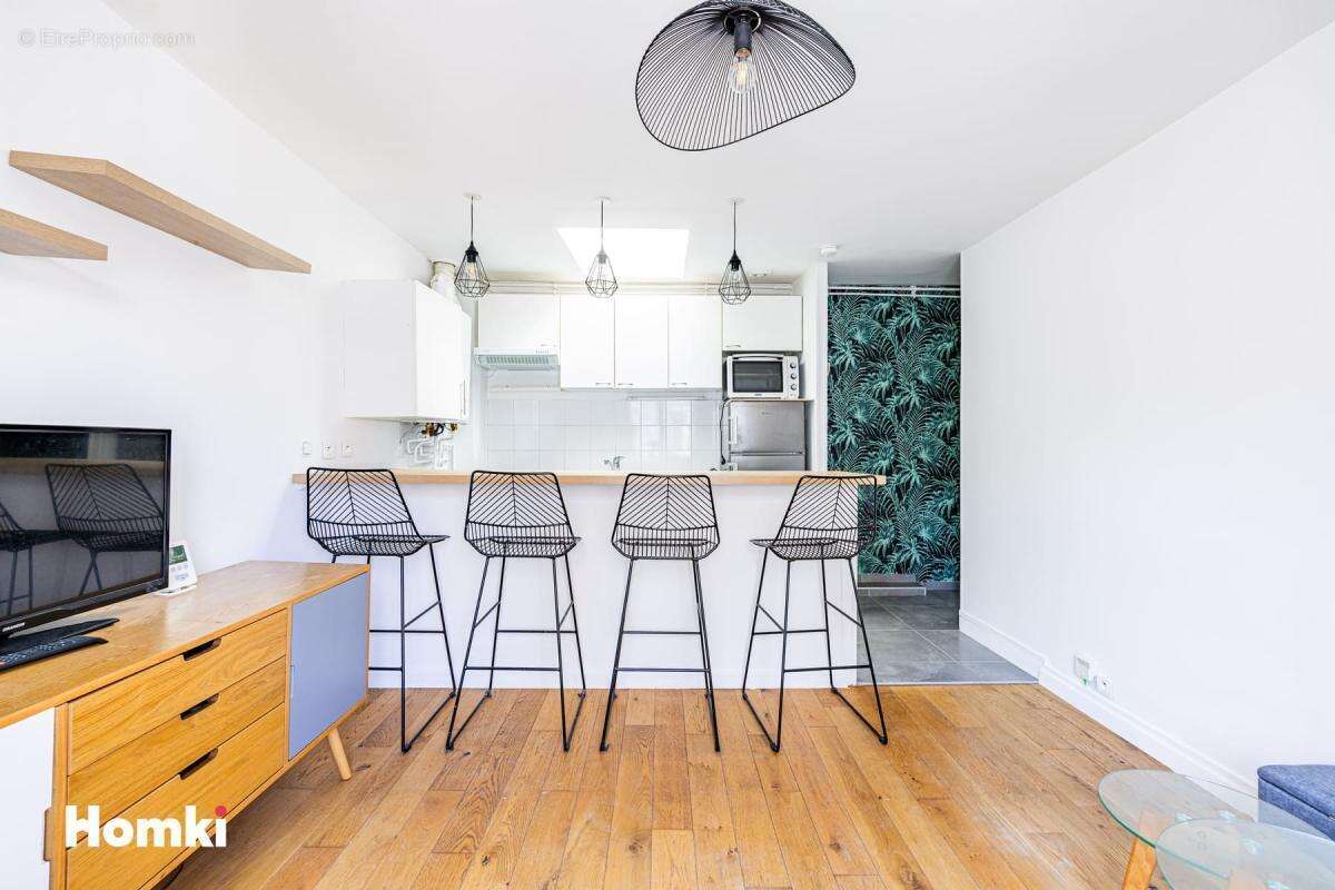 Appartement à PARIS-10E