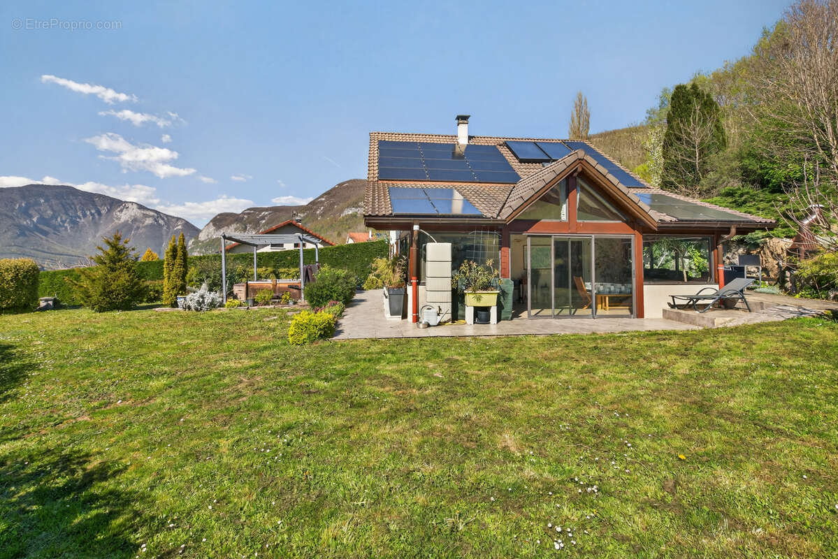 Maison à CLARAFOND-ARCINE
