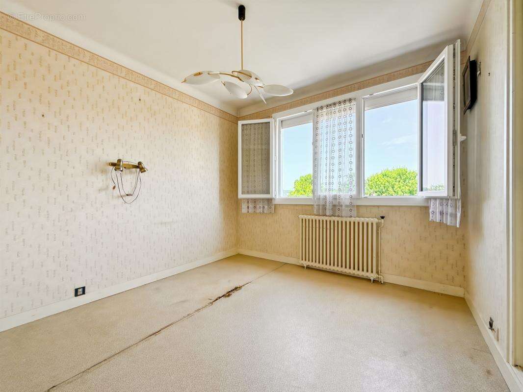 Maison à COULOUNIEIX-CHAMIERS