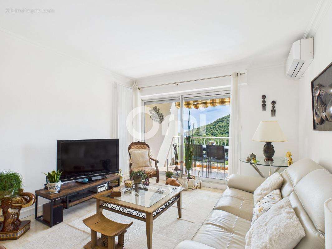 Appartement à MANDELIEU-LA-NAPOULE