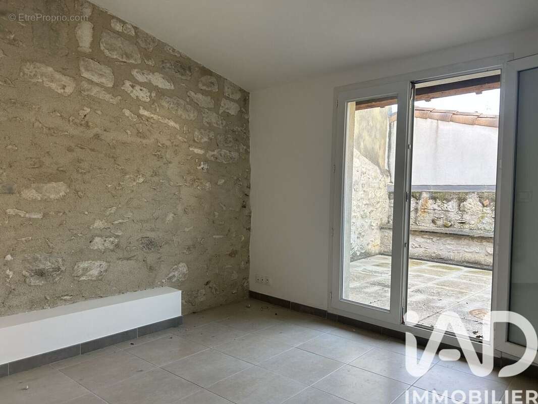 Photo 5 - Maison à ARAMON