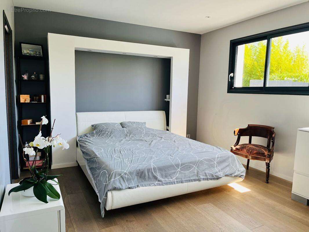 Villa contemporaine à Balma 210 m2, avec piscine et jacuzzi - photo 12