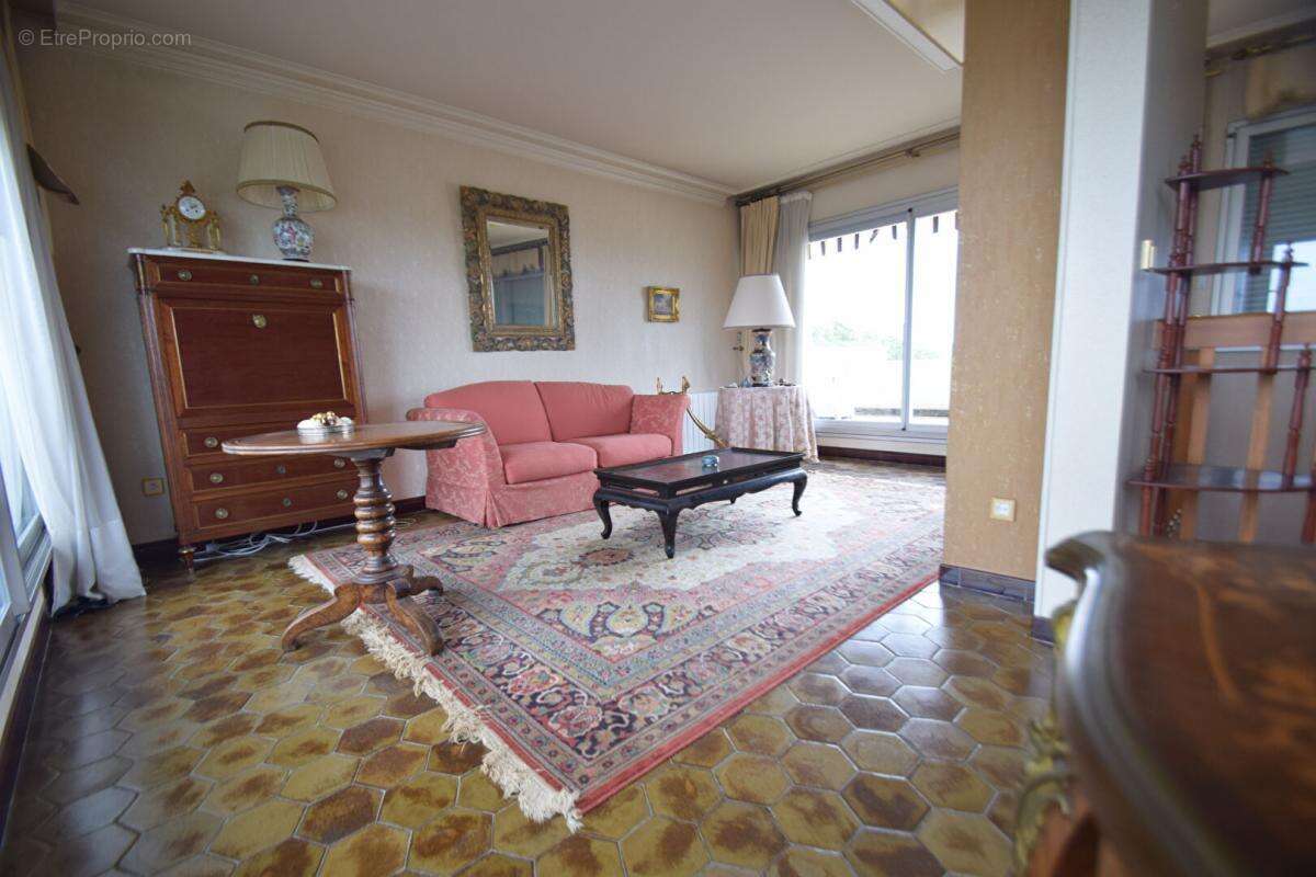 Appartement à FRANCHEVILLE