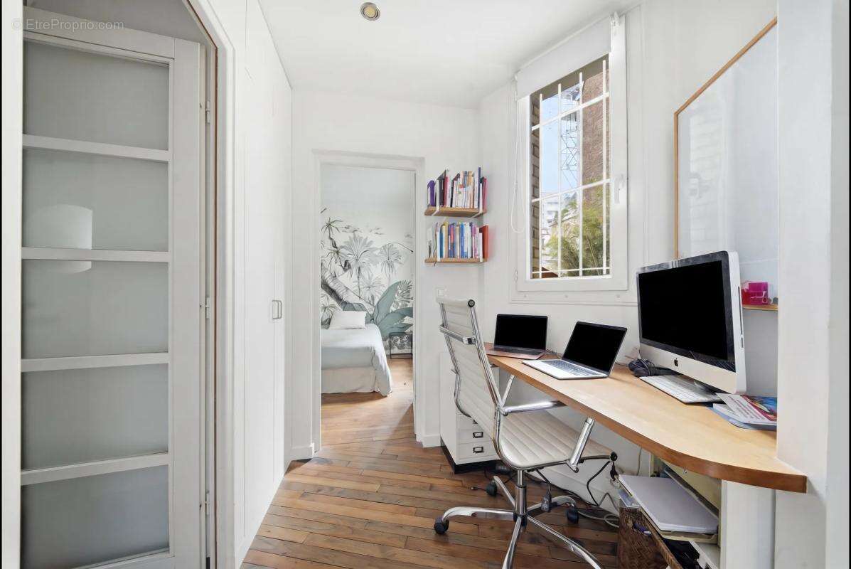Appartement à PARIS-19E