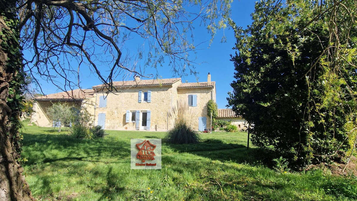 Maison à SAINT-PAUL-TROIS-CHATEAUX