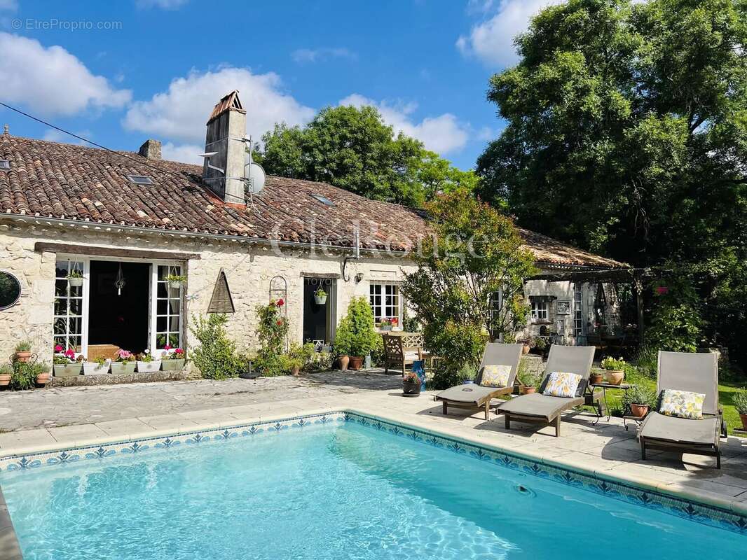 Maison à DURAS