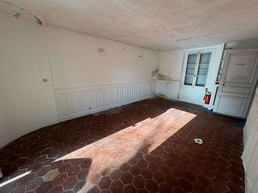 Maison à SAINT-REMY-L'HONORE