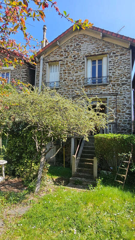 Maison à VILLEMOMBLE