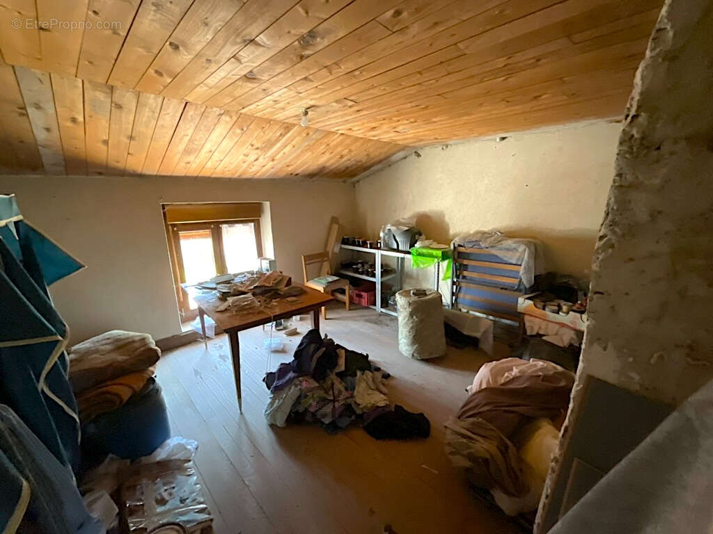 Maison à DAMPVALLEY-SAINT-PANCRAS