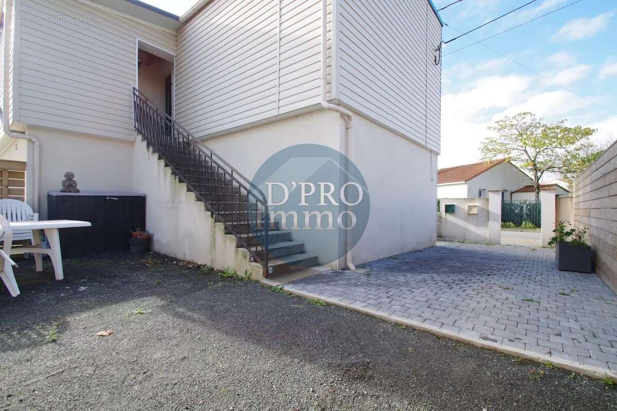 Appartement à SAINT-SEBASTIEN-SUR-LOIRE