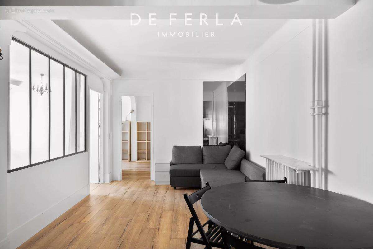 Appartement à PARIS-15E
