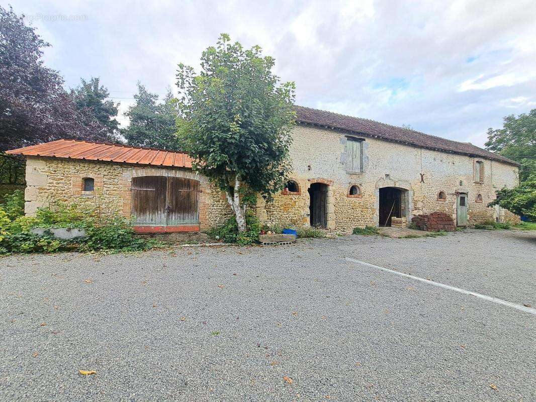 Maison à BEAUMONT-SUR-SARTHE