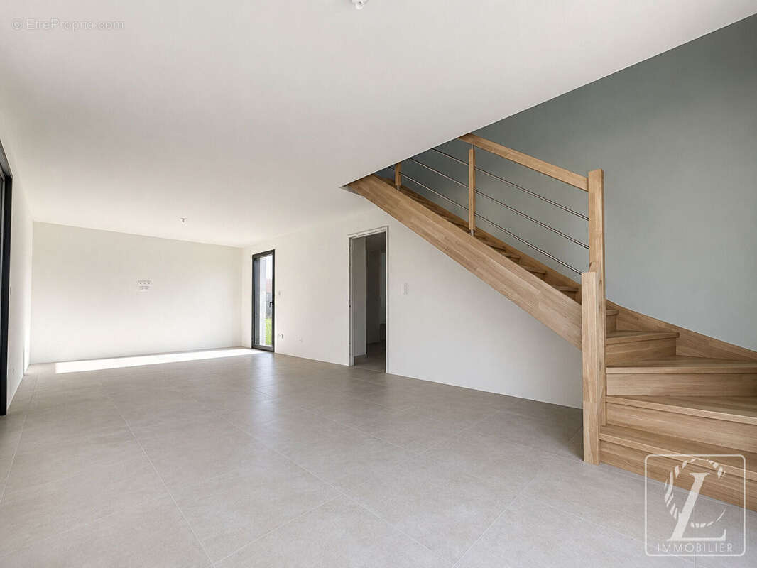 PLANGUENOUAL : Maison Contemporaine 5 pièces 125.5 m2 env - photo 4