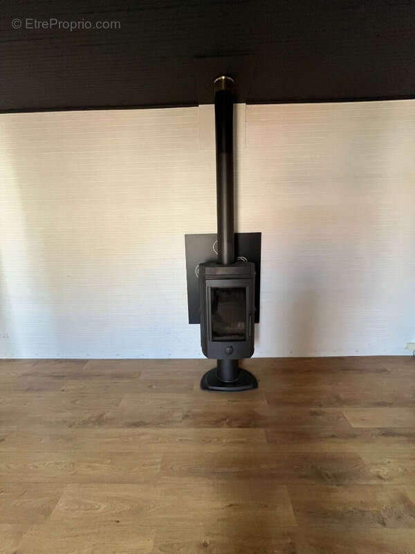 Appartement à LARAGNE-MONTEGLIN