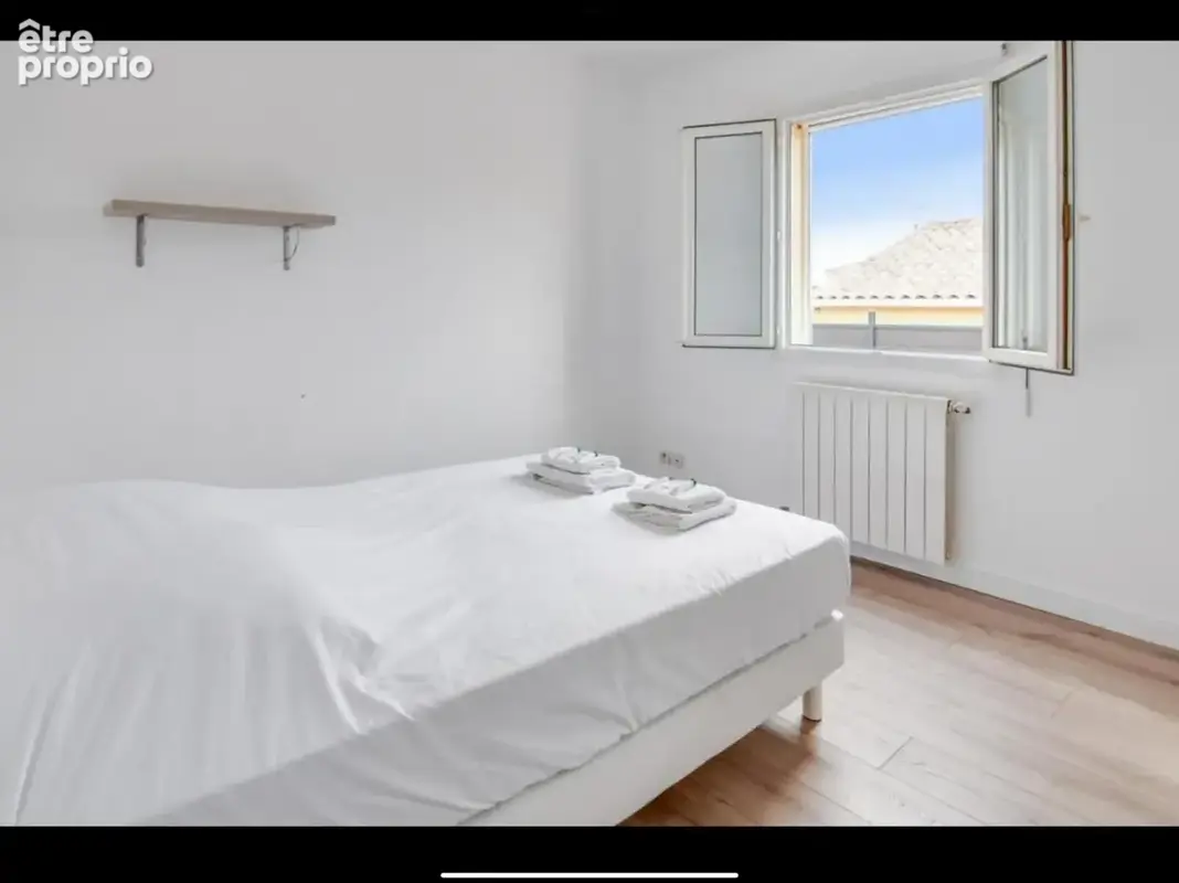 Côté Gigean : maison de plain-pied avec 4 chambres, piscine et garage. - photo 6