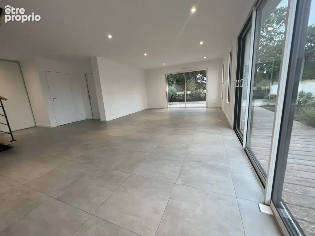 Maison 133 m² à Chartres-De-Bretagne  - photo 3