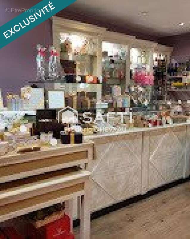 Photo 2 - Commerce à MACON