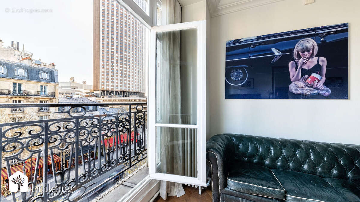 Appartement à PARIS-17E