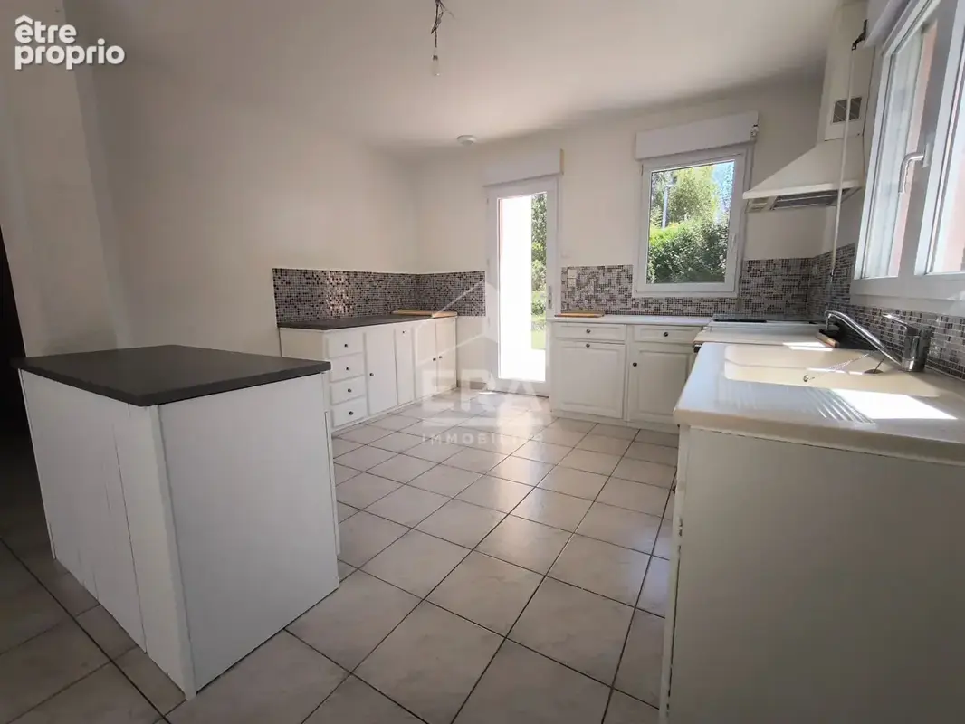 NOUVEAUTÉ - MAISON FAMILIALE de 125m²  - Chambre de plain-pied - Garage - Jardin - COULAINES - photo 2