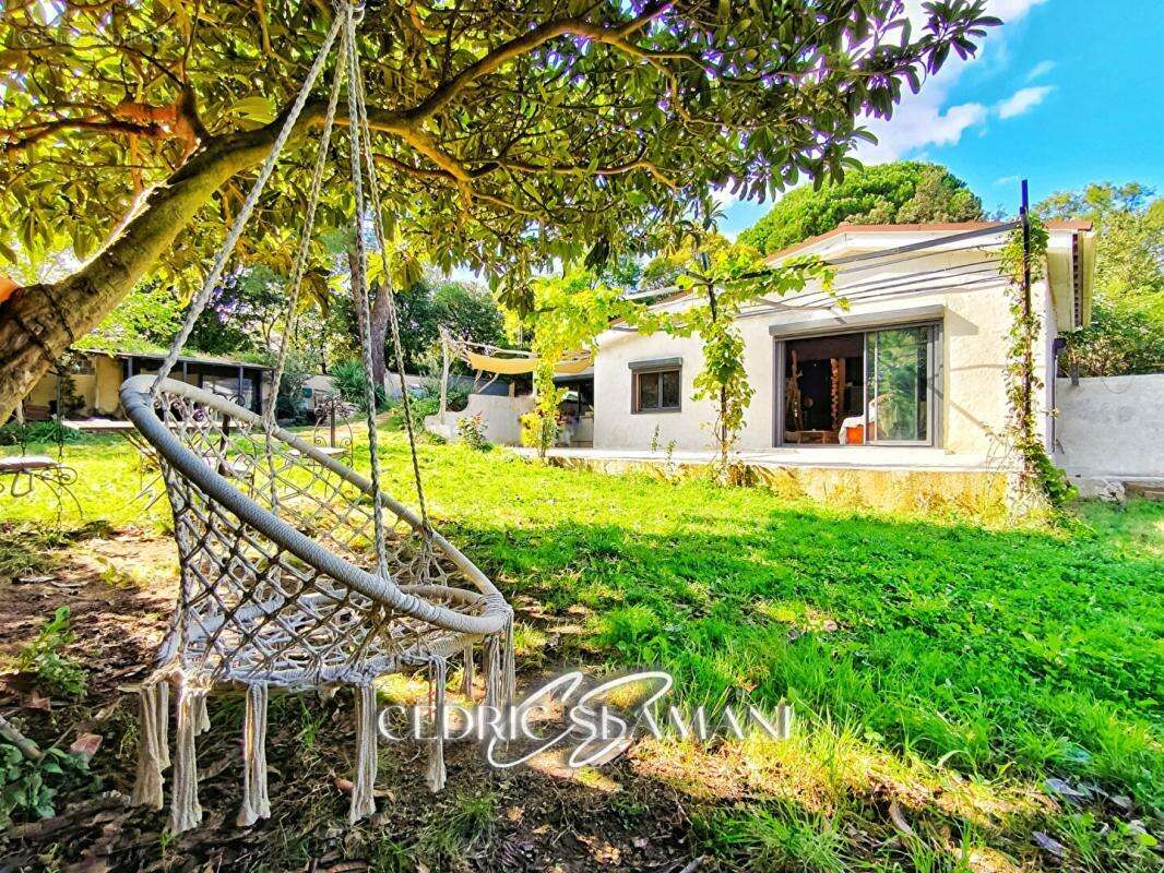 Maison à SAINT-DENIS