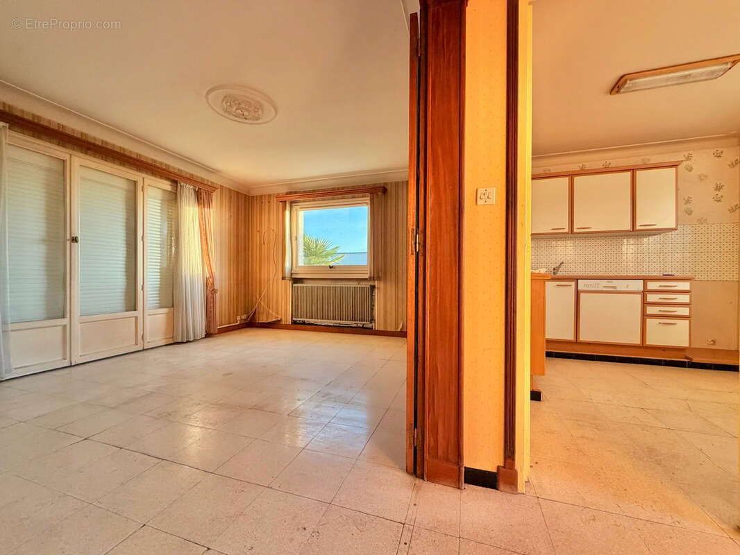 Maison à COLOMBELLES