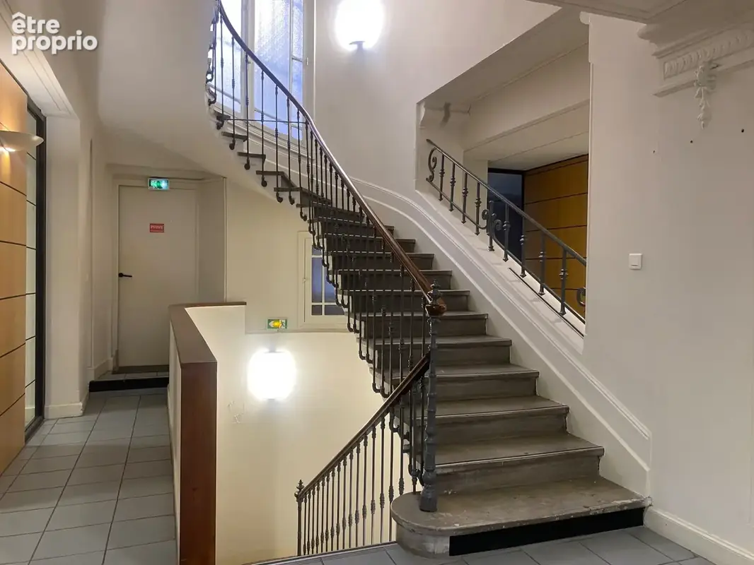 à vendre Local/bureaux 282 m² – Centre-ville d’Alès - photo 4