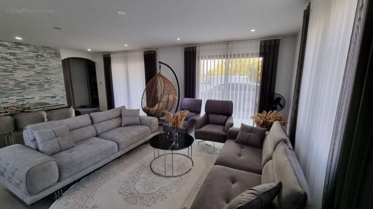 Maison 150 m² à Alleriot  - photo 3